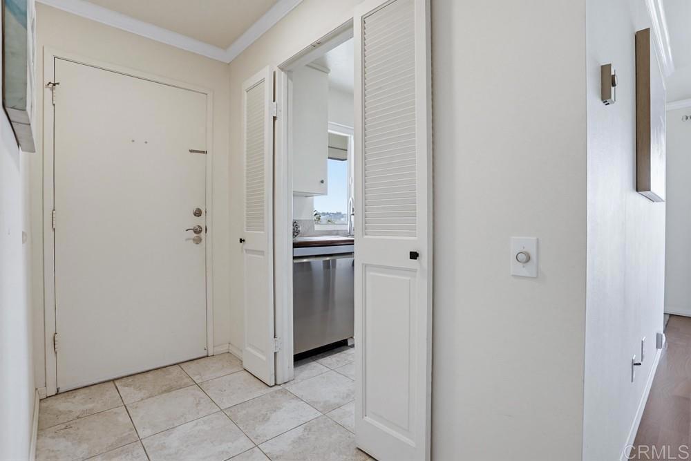 6394 Caminito Lazaro