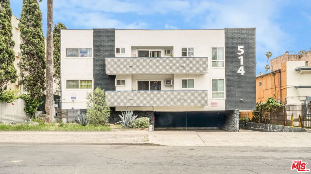 514 S Mariposa Avenue