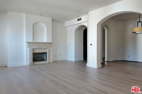 Photo of 137 S Spalding Drive #203, Beverly Hills, CA 90212 (MLS # 26637477)