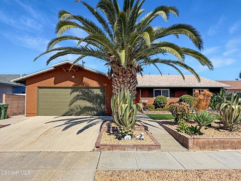 Photo of 5317 Mildred Street, Simi Valley, CA 93063 (MLS # 226001067)