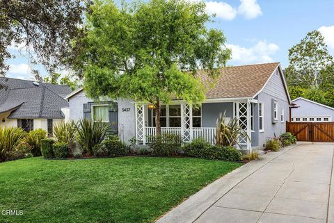 Photo of 3437 Downing Avenue, Glendale, CA 91208 (MLS # P1-26900)