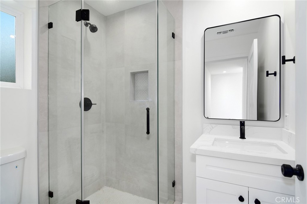 Ventu Park (124) - Residential Lease