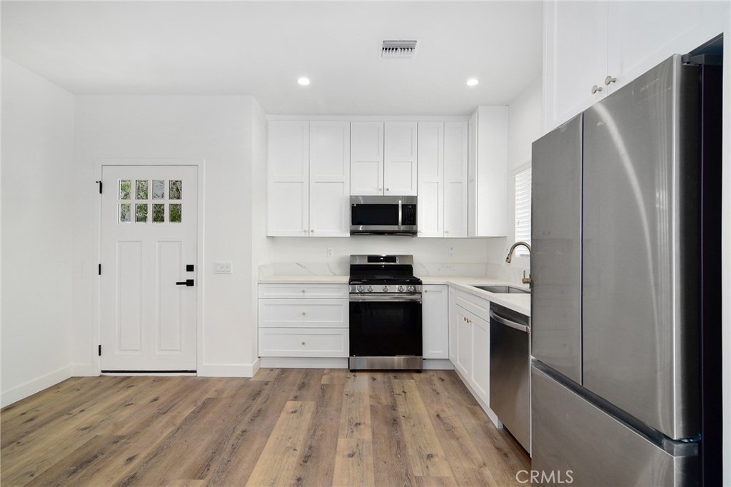 Ventu Park (124) - Residential Lease