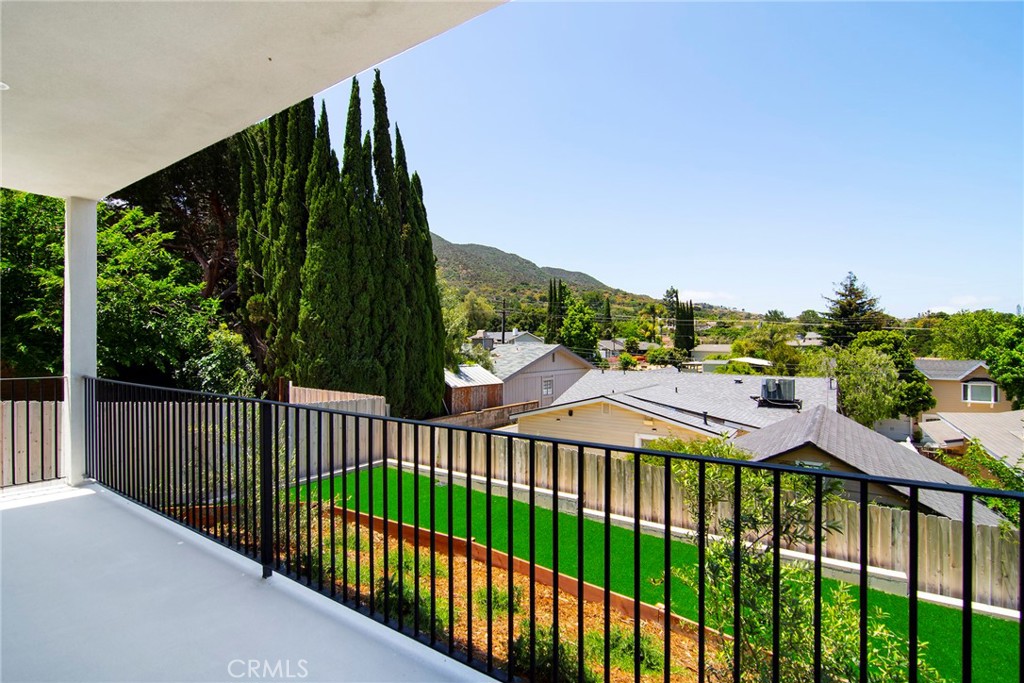 Ventu Park (124) - Residential Lease