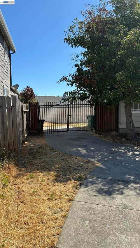 Tiny photo for 10469 West Ct CT, Oakland, CA 94603 (MLS # 41142183)
