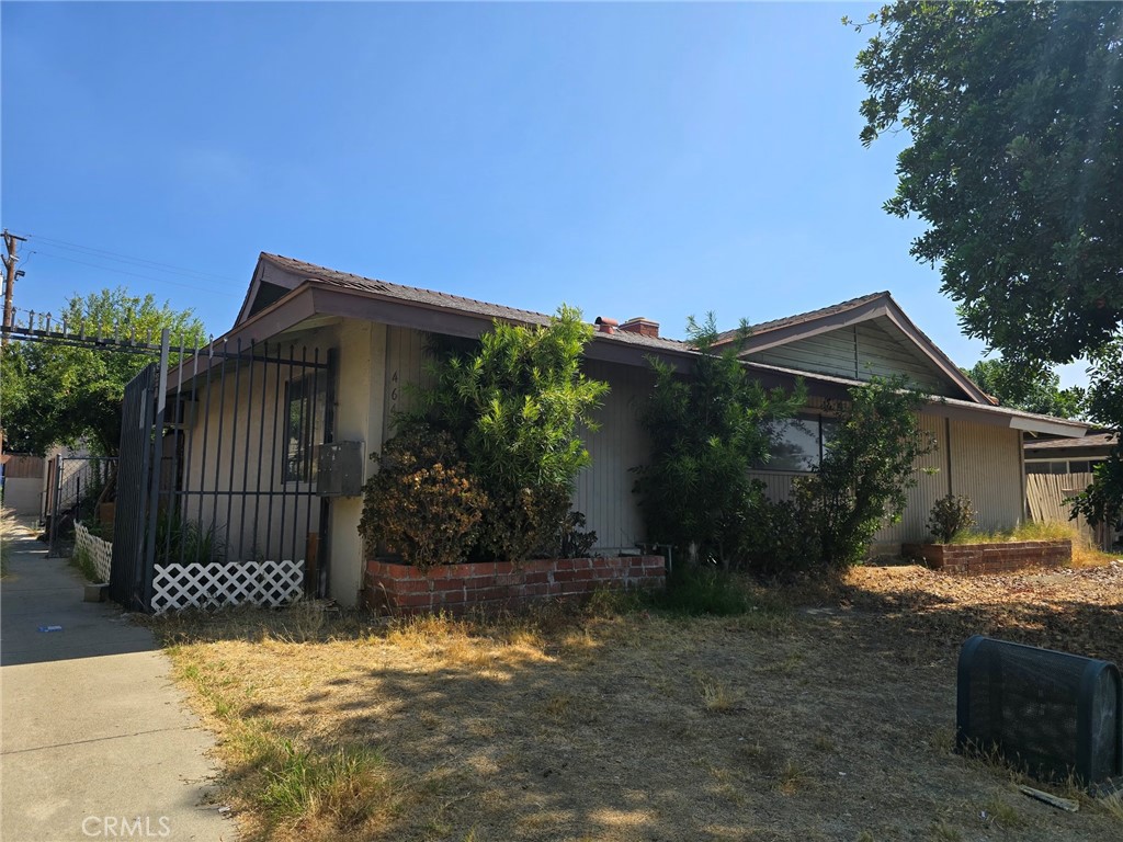 4642 Canoga Street D