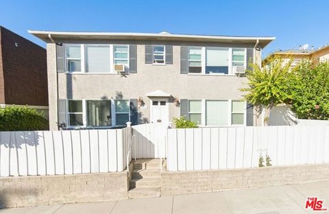 Photo of 4121 Ocean View Boulevard #D, Montrose, CA 91020 (MLS # 26856217)