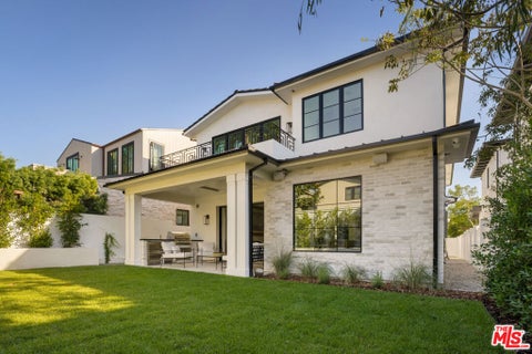 Tiny photo for 657 27th Street, Manhattan Beach, CA 90266 (MLS # 26999255)
