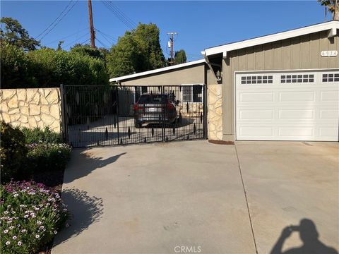 6914 Andasol Avenue Lake Balboa CA 91406