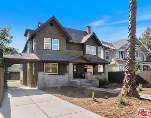Photo of 1651 S Wilton Place, Los Angeles, CA 90019 (MLS # 26871299)