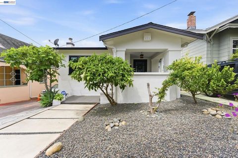 Photo of 5137 Fairfax Ave AVE, Oakland, CA 94601 (MLS # 41134199)