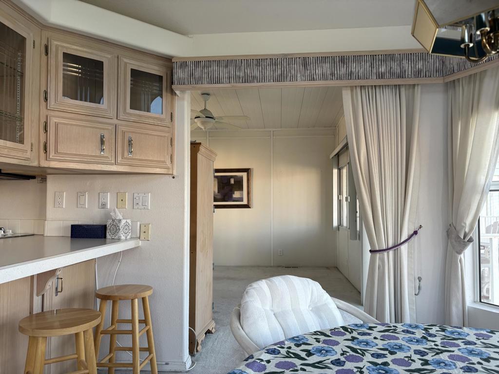 Desert Shadows Rv Re - Manufactured In Park