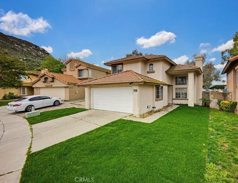 Photo of 11484 Lime Orchard Ln, Fontana, CA 92337 (MLS # DW26033815)