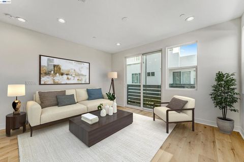 Photo of 3933 Wattling St, Oakland, CA 94601 (MLS # 41127674)