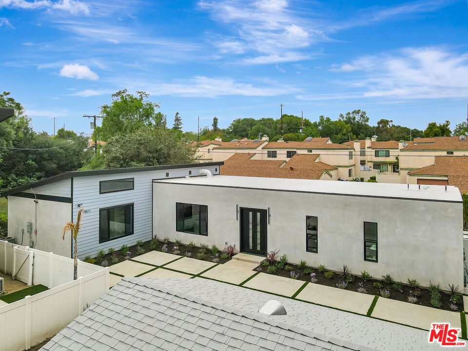 19513 Cantara Street