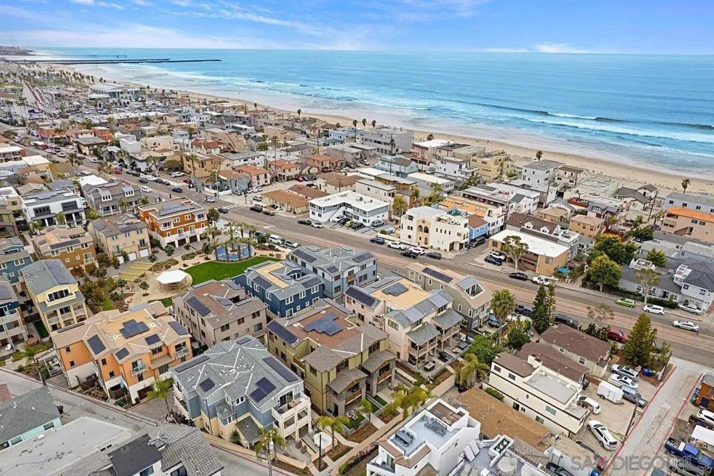 Mission Beach - Residential