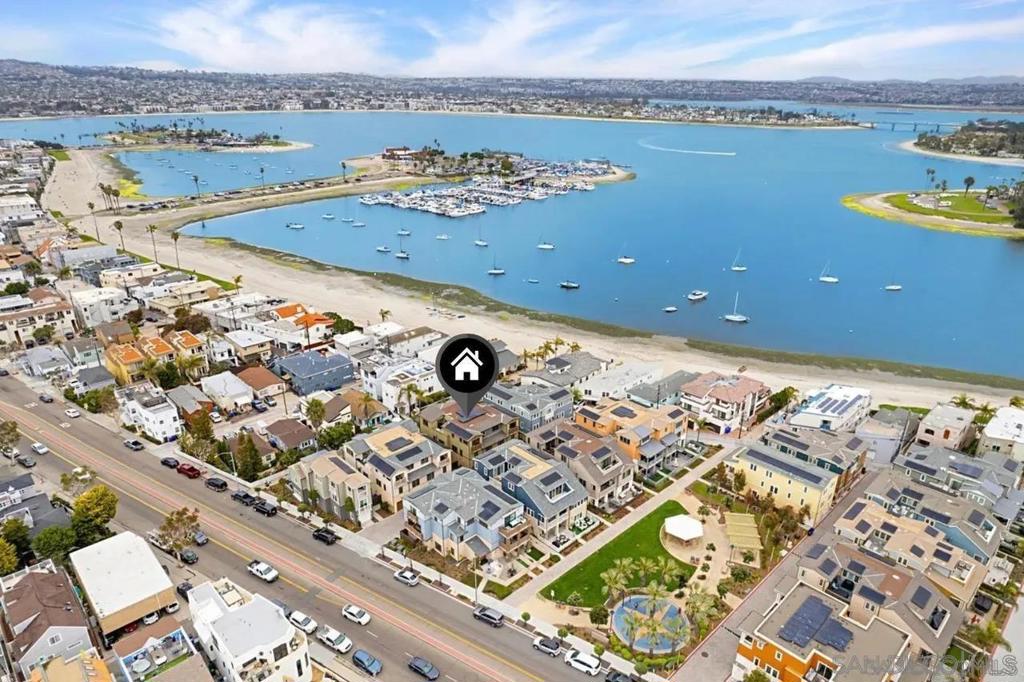 Mission Beach - Residential