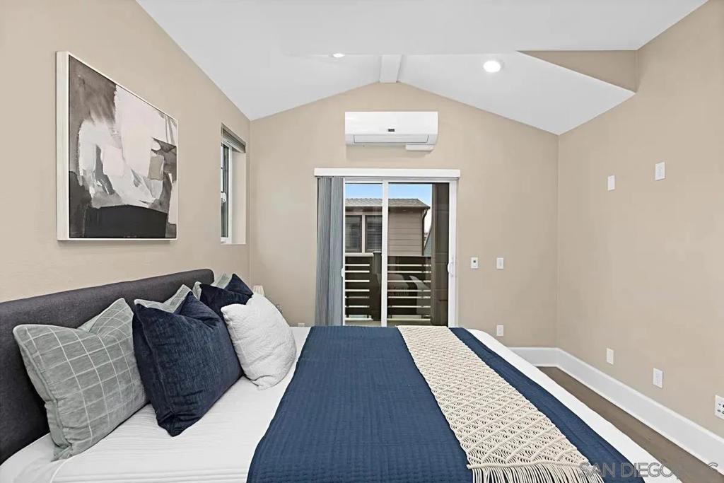 Mission Beach - Residential