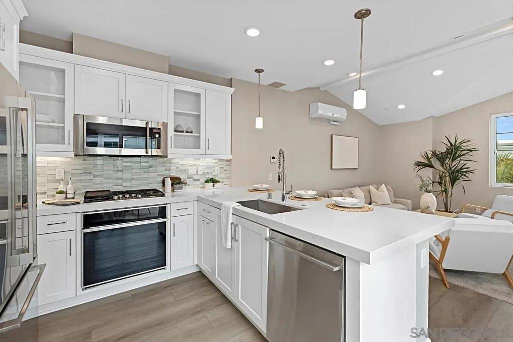 Mission Beach - Residential