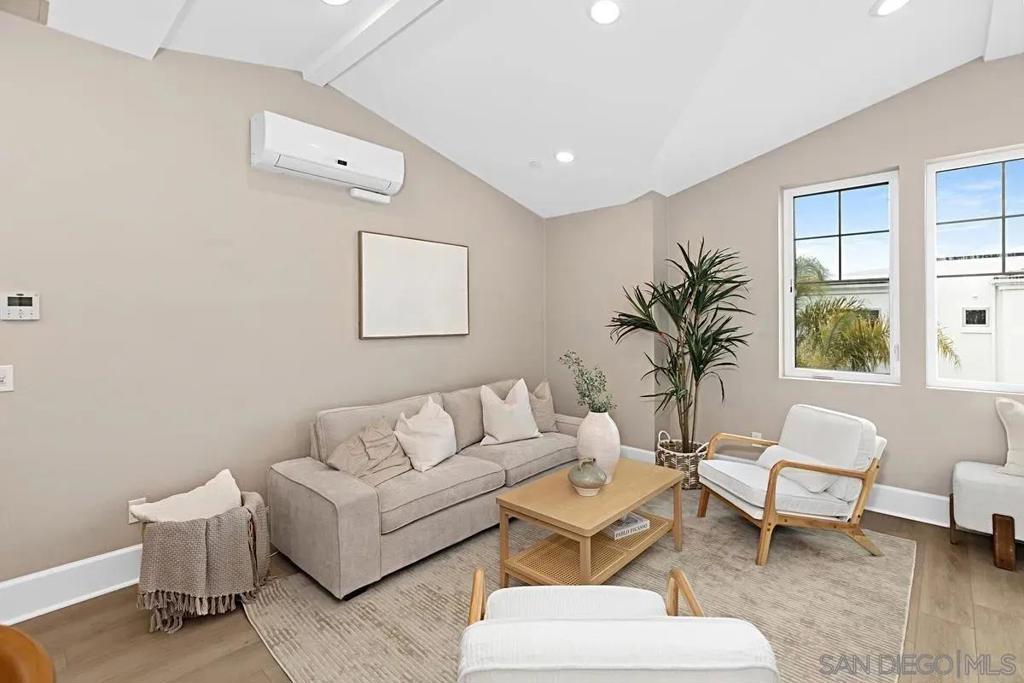 Mission Beach - Residential