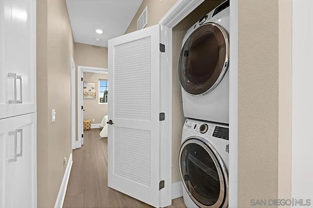 Mission Beach - Residential