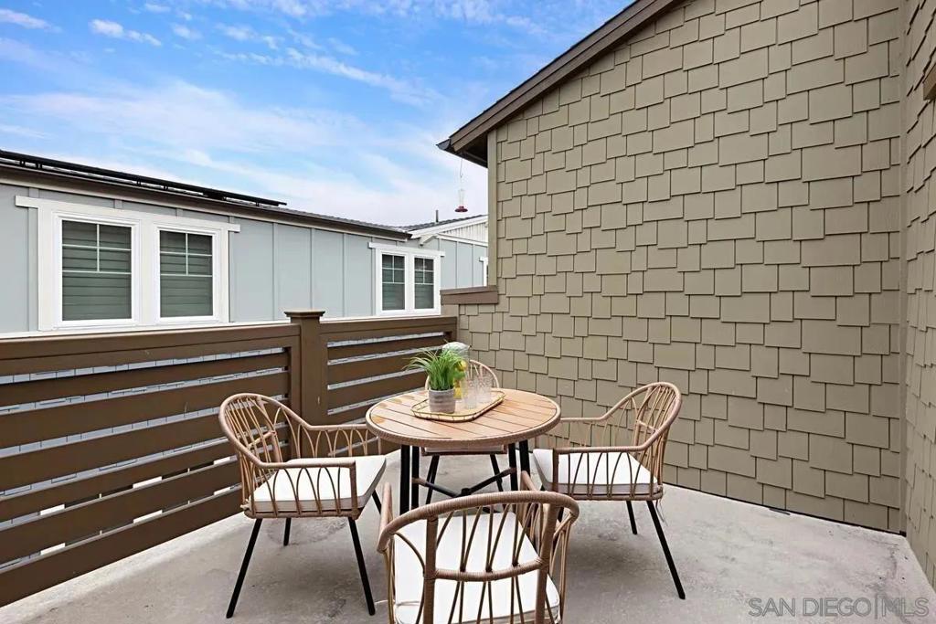 Mission Beach - Residential