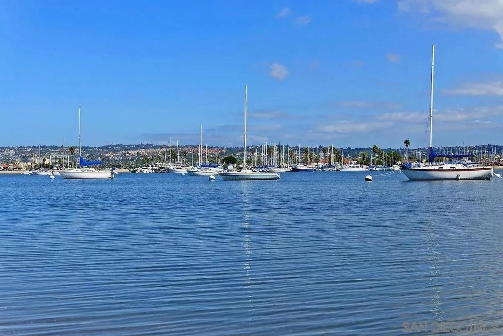 Mission Beach - Residential