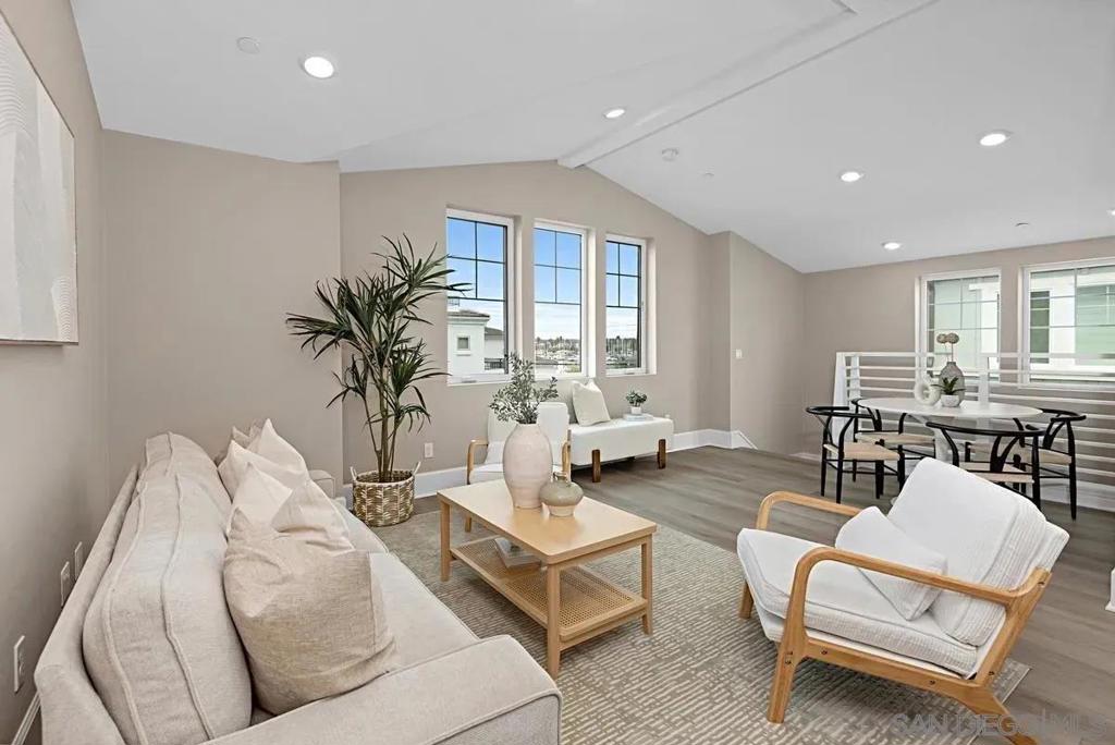 Mission Beach - Residential