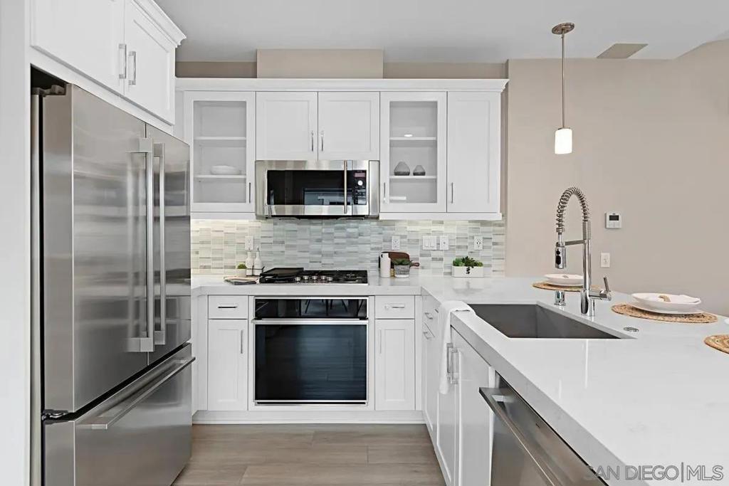 Mission Beach - Residential