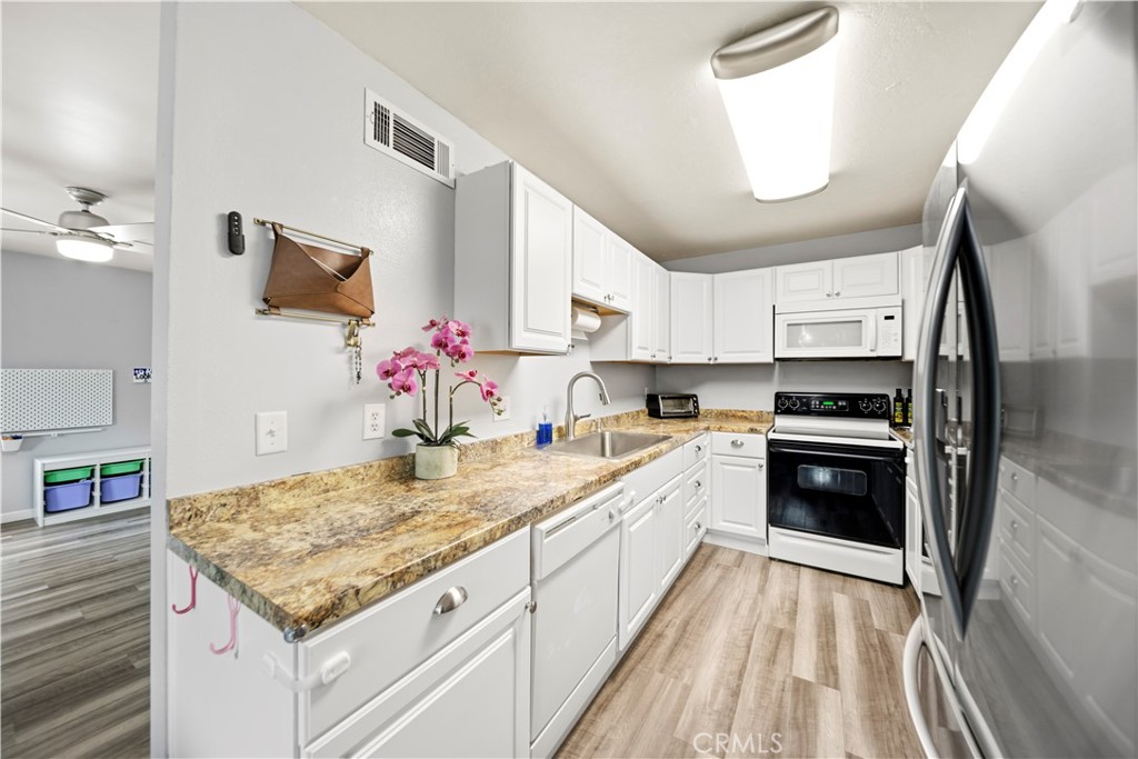3431 Highwood Court 136