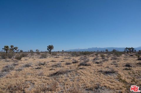 Photo of 0 Middleton, Adelanto, CA 92301 (MLS # 25508893)