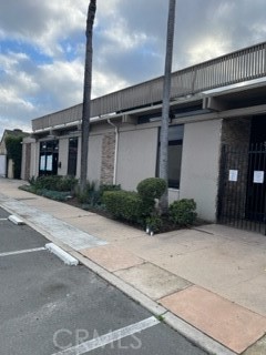 This Office unit is located in a busy area between Ball Road and Beach Blvd and is available for lease. It has multiple rooms. It was previously occupied by an acupuncture and medical office. vitamin store. It has an open space for parking and very convenient and accessible to freeway, restaurants, and grocery stores. The unit is very spacious with 2 front office. By roof according to the architect is at 3200 sf not including the patio.