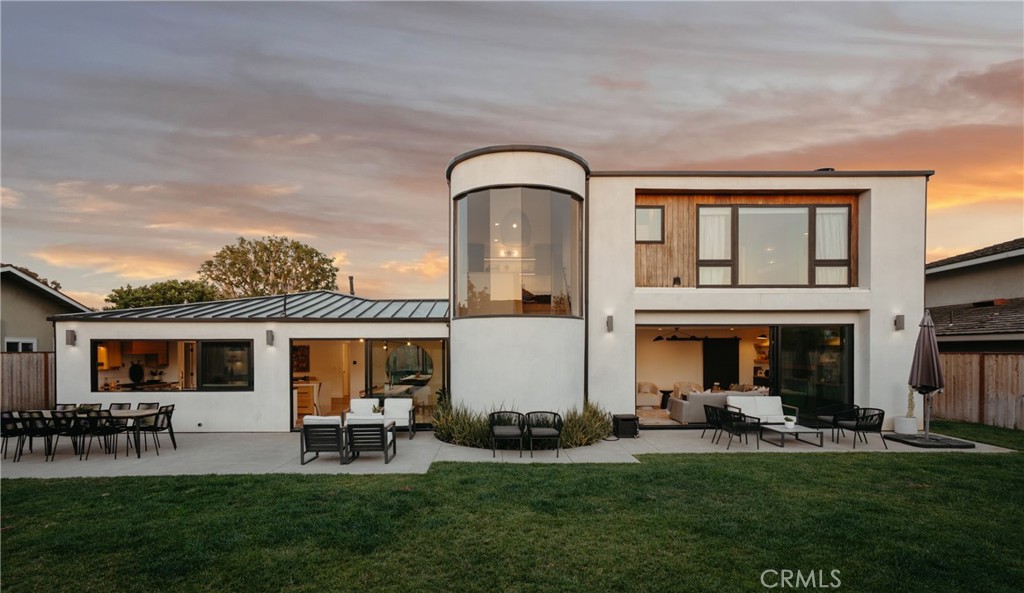 1235 Santiago Drive