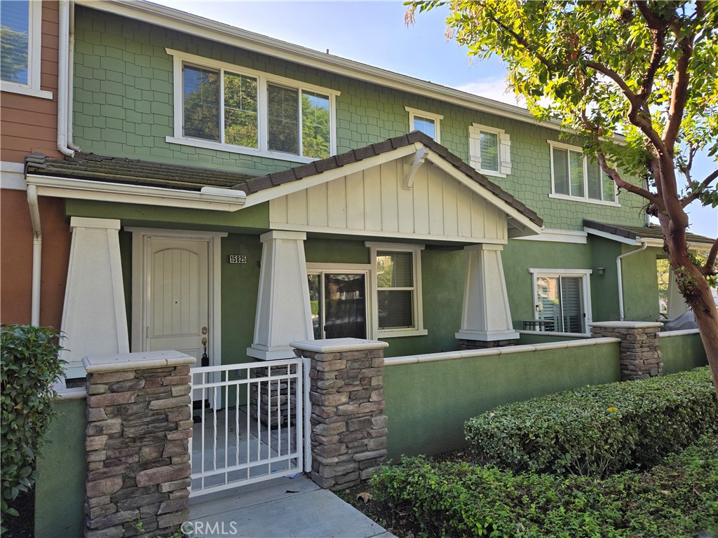 15825 Mcintosh Avenue