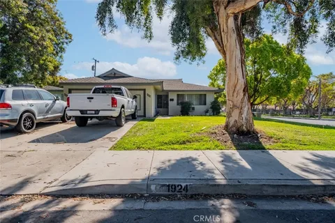 1924 Bobolink Way, Pomona, CA 91767 - MLS#: SR25061586