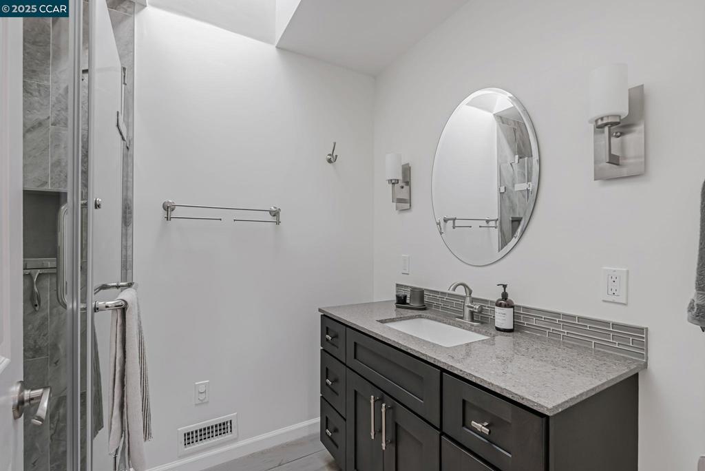 SEQUOYAH HILLS - Residential