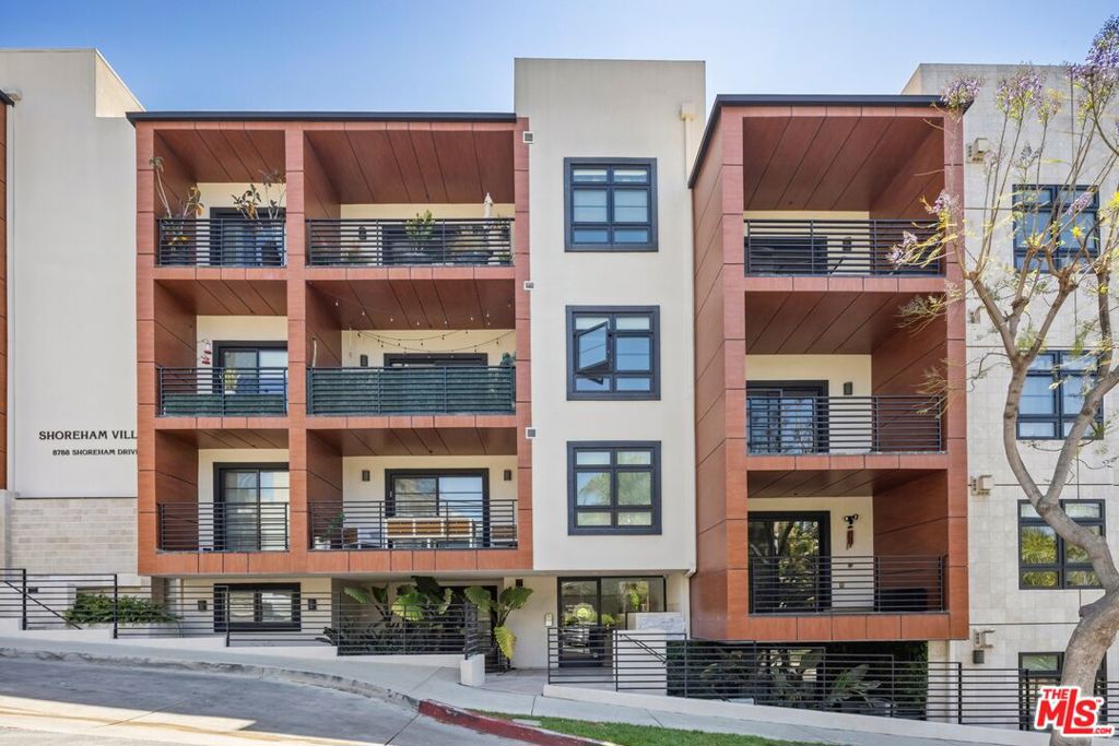 Unit 23 at Shoreham Villas is a spacious 3 bedroom, 3 bathroom, 15-unit building just above the Sunset Strip. With direct elevator access and windows on three sides, it's the perfect blend of privacy and style. The kitchen has Viking appliances with tons of storage, and a breakfast nook that fills with morning light. Both main bedrooms have en-suite baths and walk-in closets, and the smaller room makes a great office/flex space. The primary suite has its own balcony and a spa-like soaking tub. There's also in-unit laundry, powder room, side-by-side parking, and a rooftop deck with great views of the city. All tucked into one of the best spots in West Hollywood. Close to everything, but just far enough away be peaceful. Note: Third bedroom is listed on Title as 'den'.