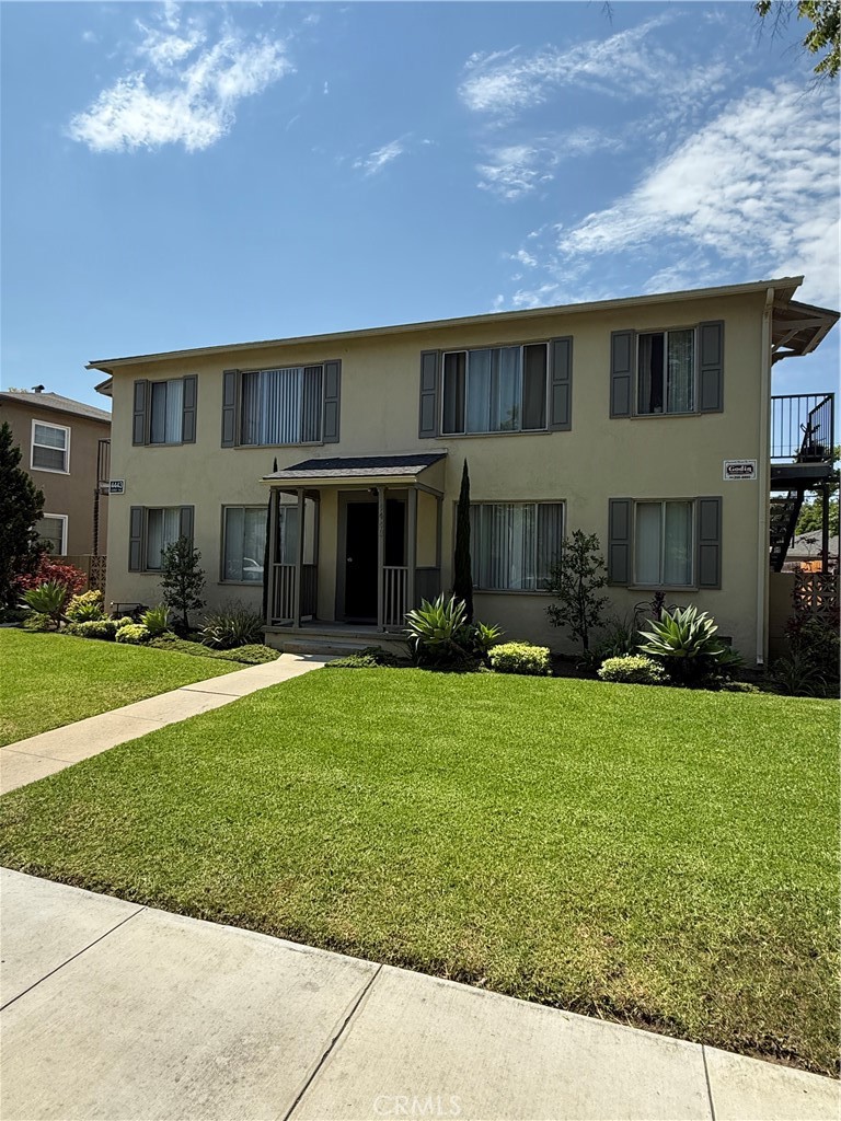 4443 Linden Avenue