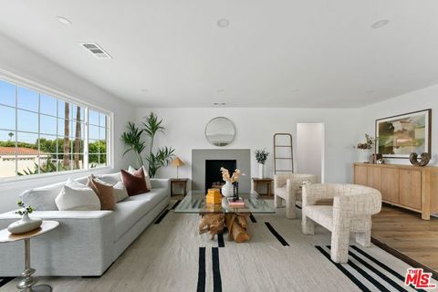 Photo of 5192 Orange Place, Los Angeles, CA 90008 (MLS # 26637079)