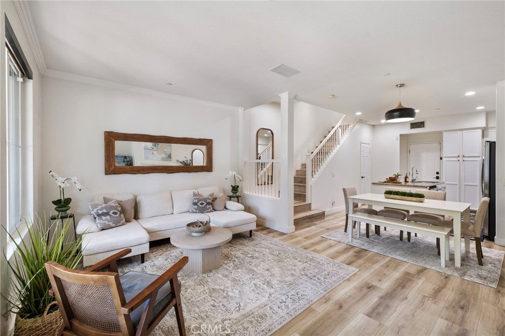 33 Quartz Lane