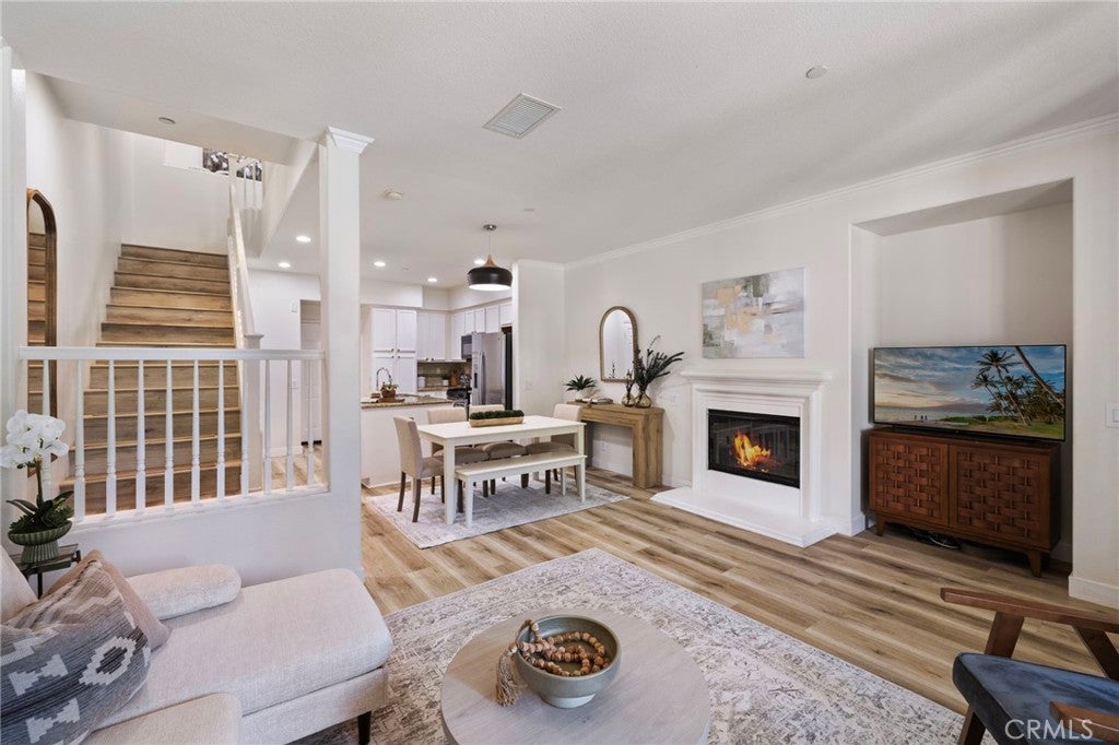 33 Quartz Lane
