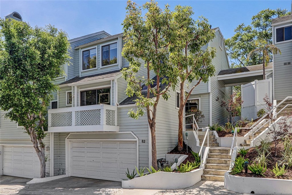 1150 W Capitol Drive 82