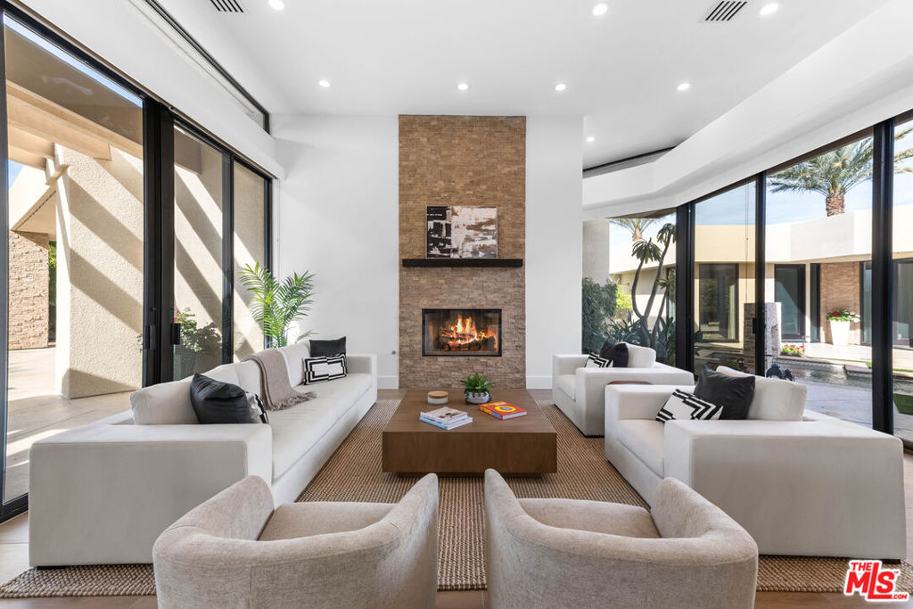 The Estancias Rancho LQ - Residential Lease