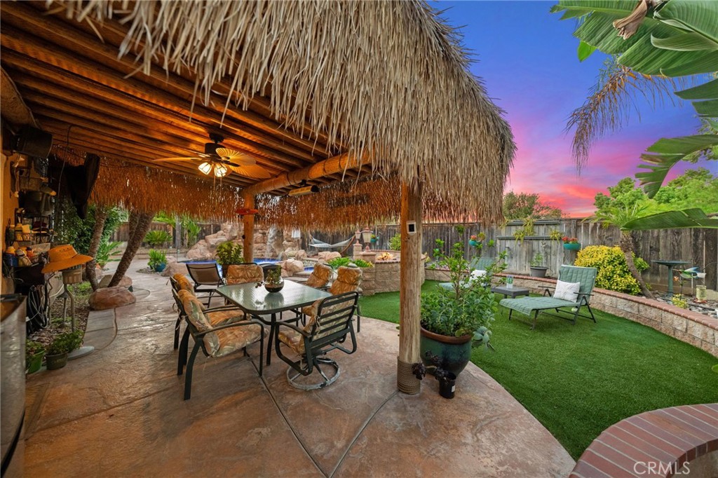 33340 Nicholas Common