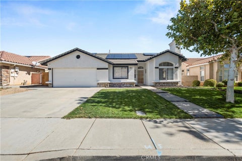 Photo of 4141 De Anza Dr, Palmdale, CA 93551 (MLS # CV26200923)