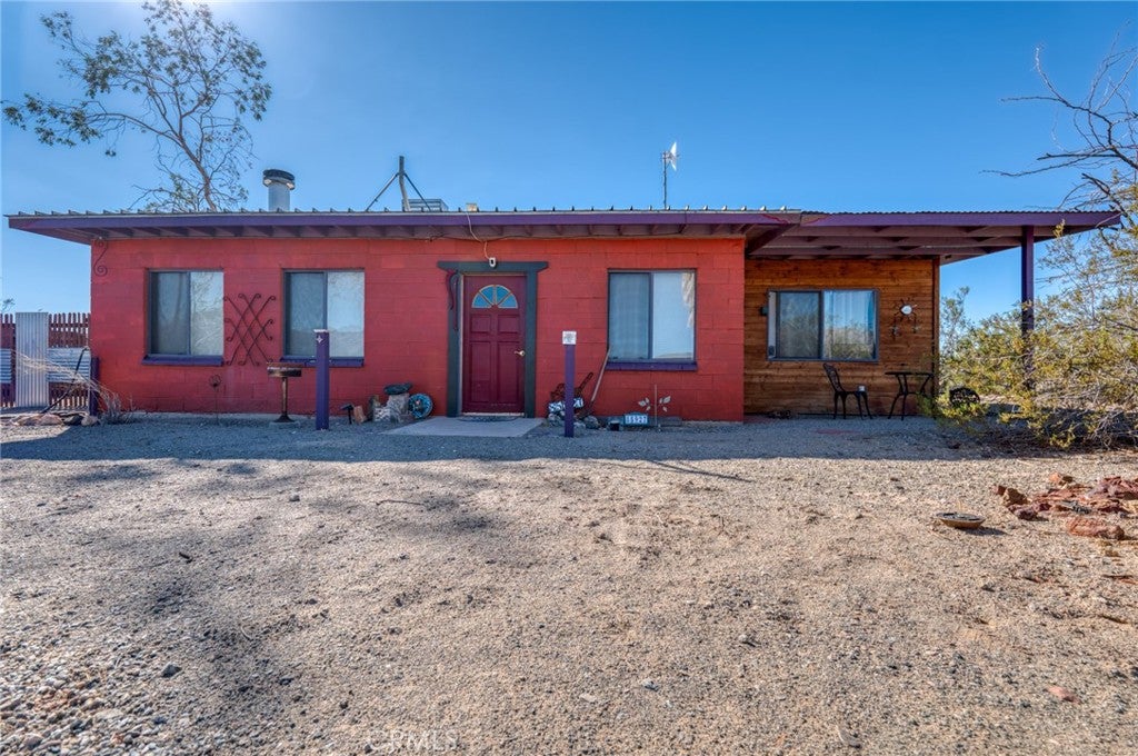 85927 Eddie Albert Road
