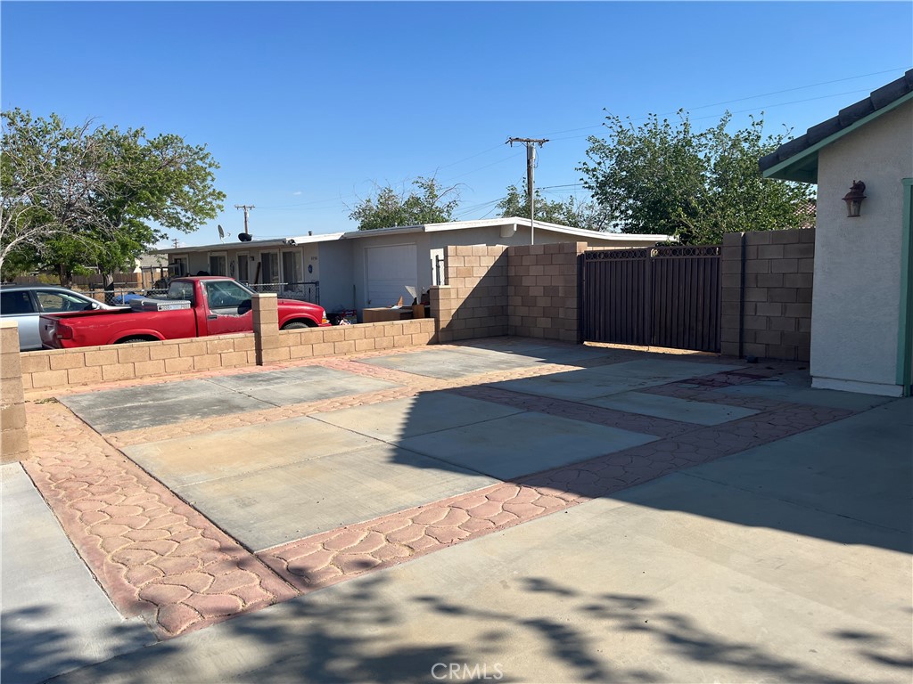 8740 S Loop Boulevard