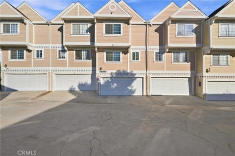 Photo of 13750 Hubbard Street #57, Sylmar, CA 91342 (MLS # SR26175453)
