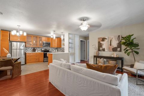 Photo of 6354 Rancho Mission Road RD #523, San Diego, CA 92108 (MLS # 260011167SD)