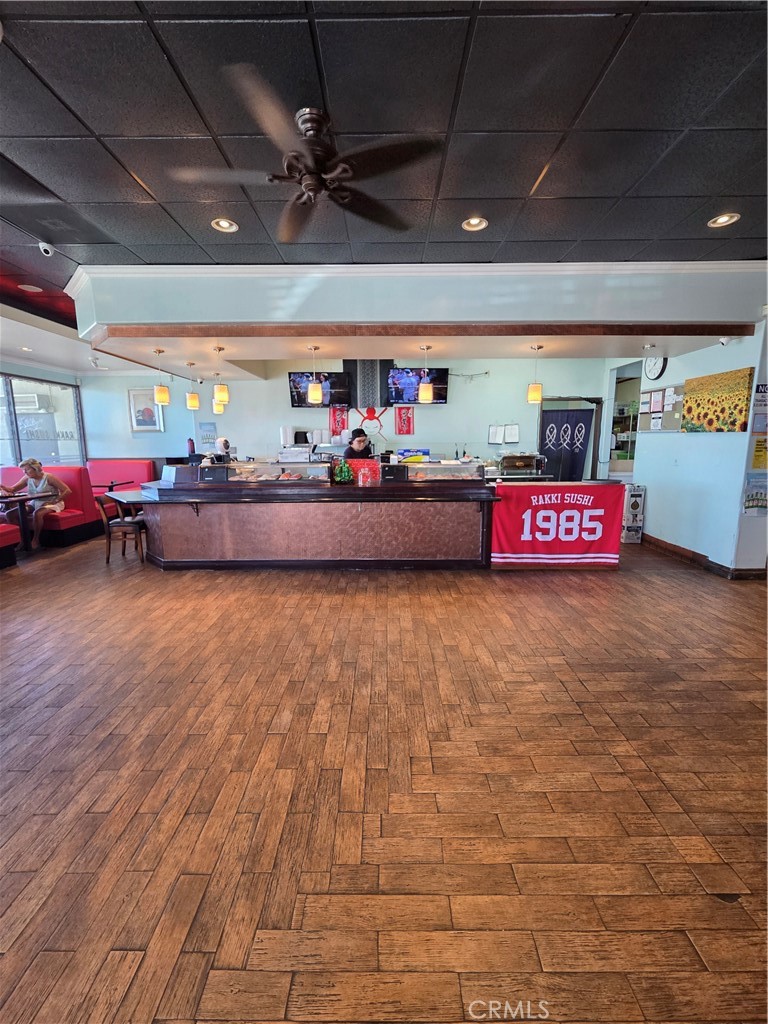 1380 W 6th Street 101